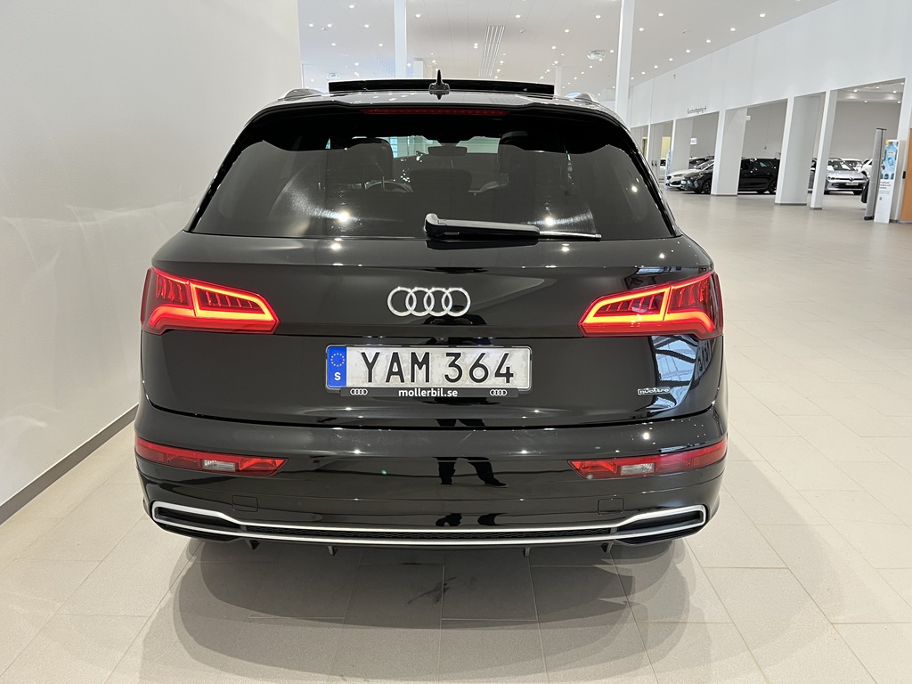 Audi Q5 YAM364