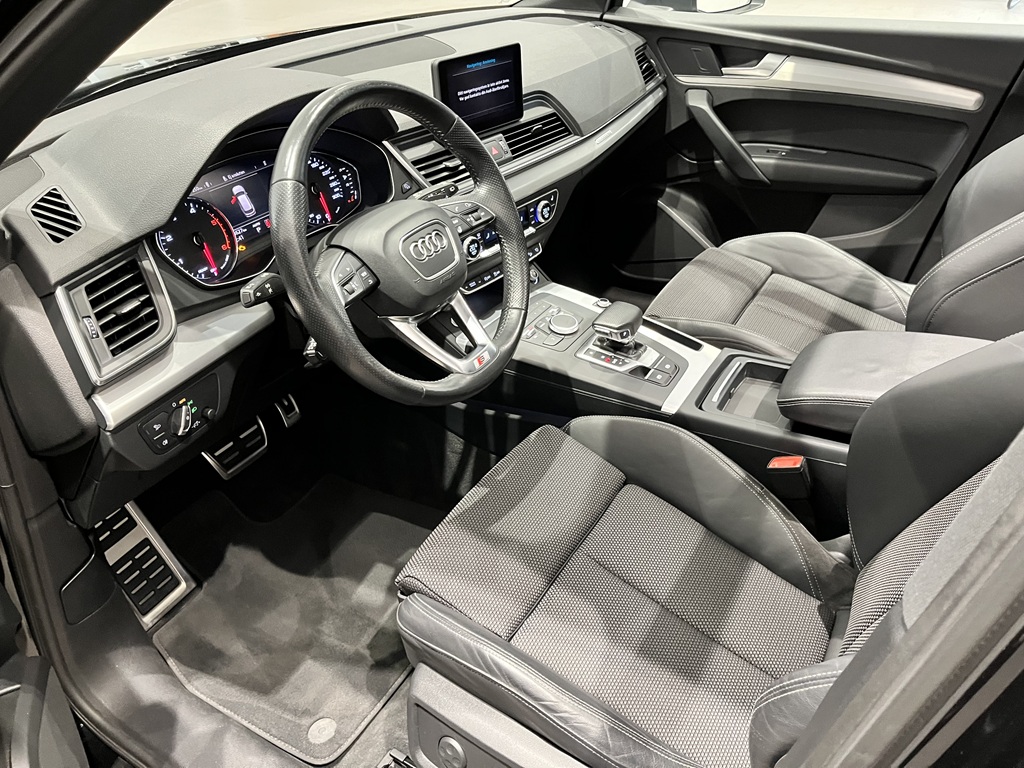 Audi Q5 YAM364
