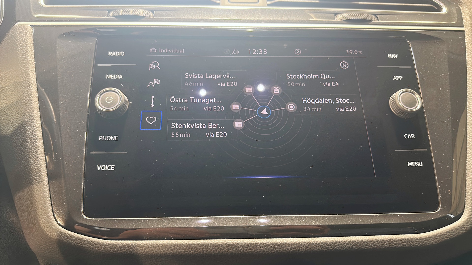 Volkswagen Tiguan YBD41A