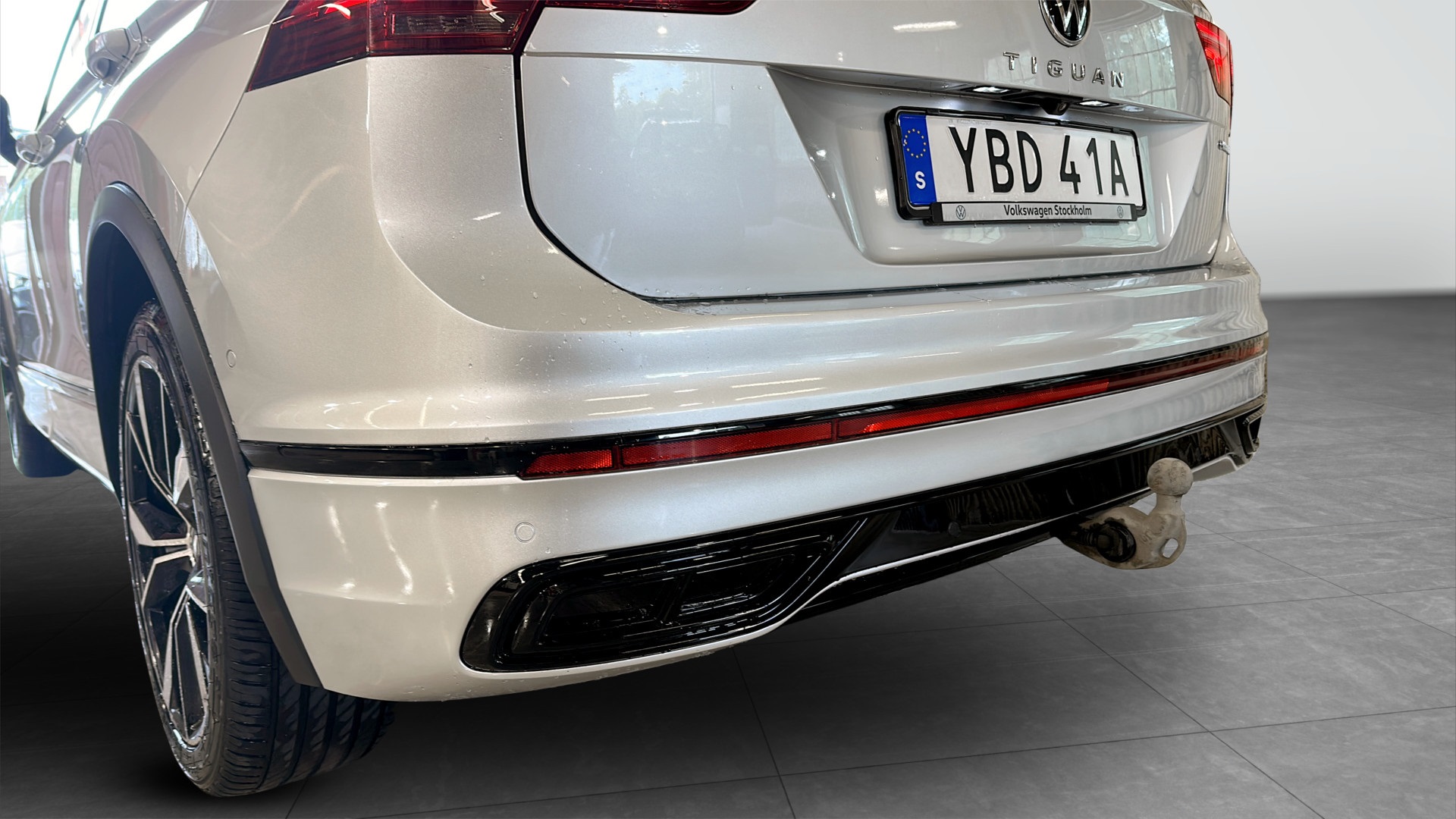 Volkswagen Tiguan YBD41A