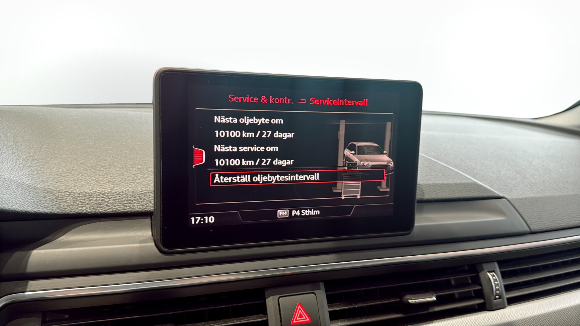 Audi A4 Avant YBH459