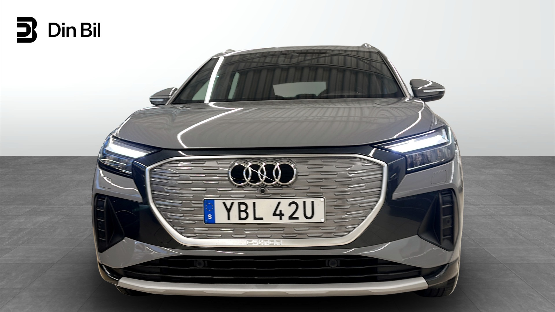 Audi Q4 e-tron YBL42U