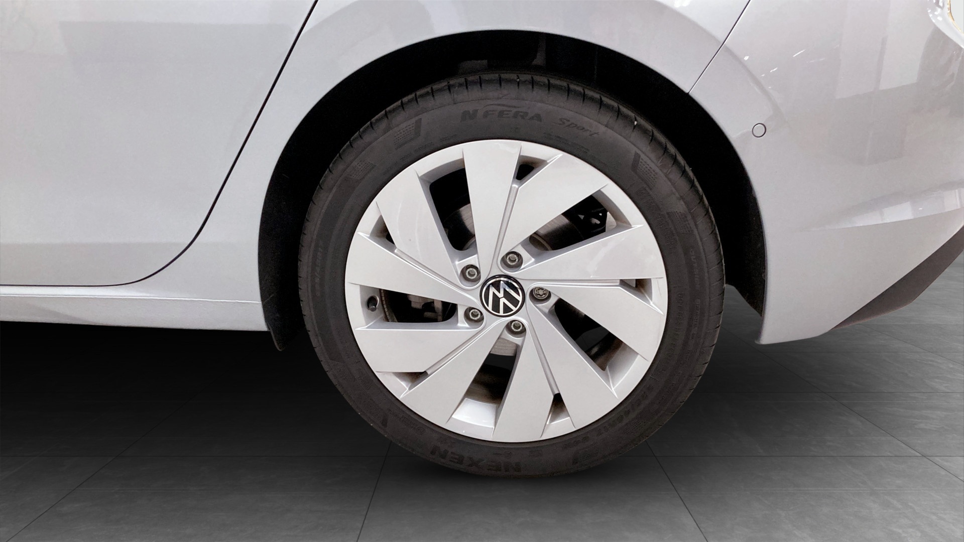 Volkswagen Golf YBM73J