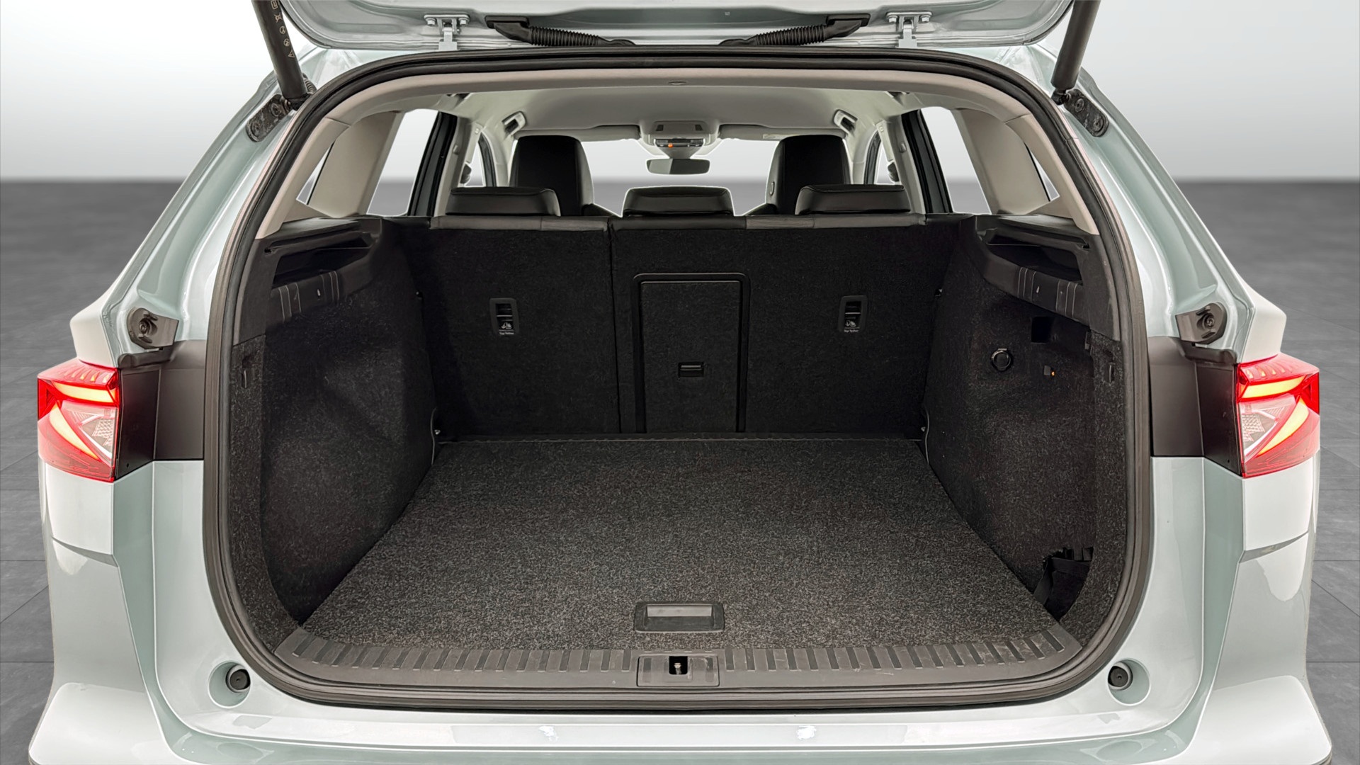 Skoda Enyaq YBP13K