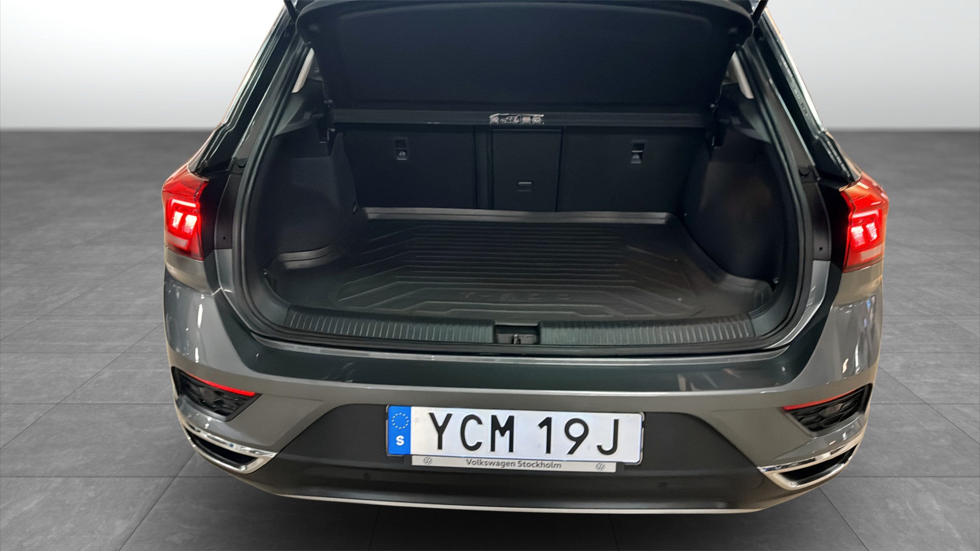 Volkswagen T-Roc YCM19J