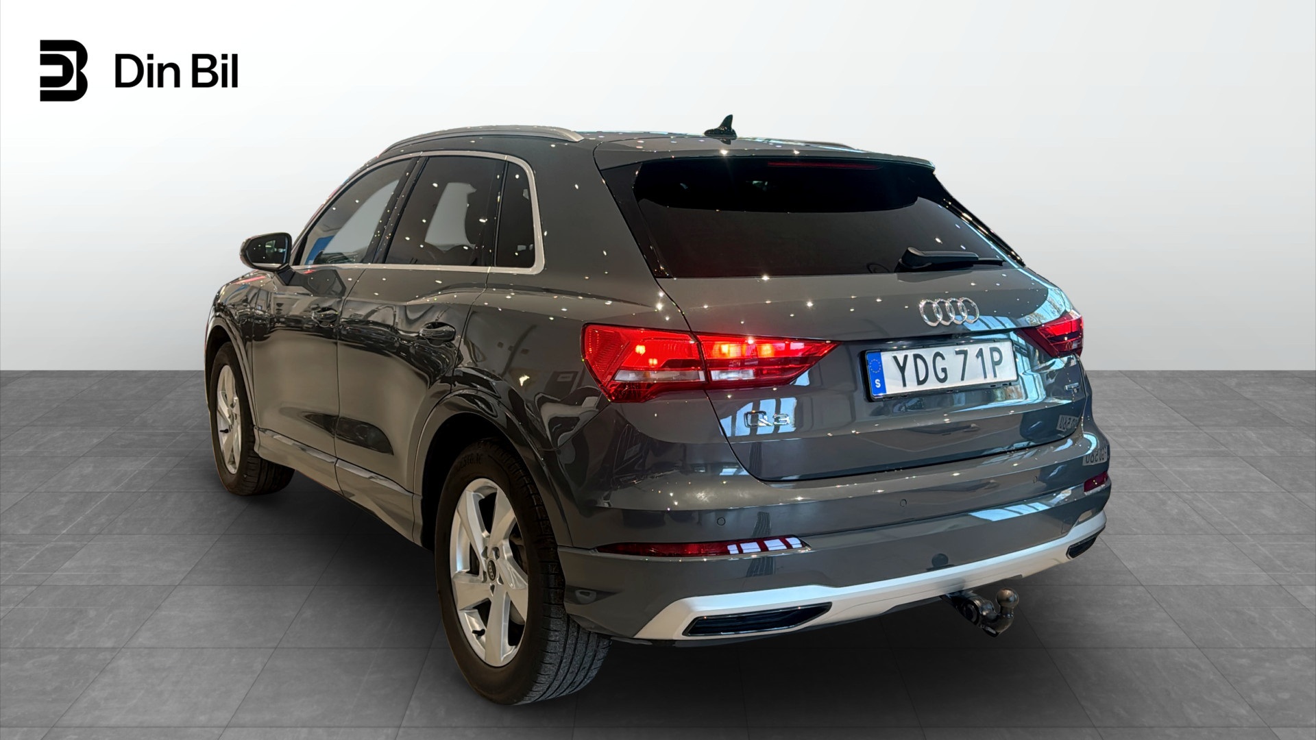 Audi Q3 YDG71P