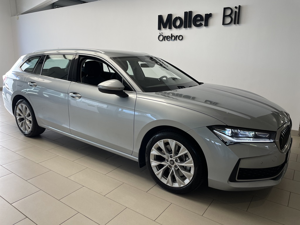 Skoda Superb Combi YDL43T