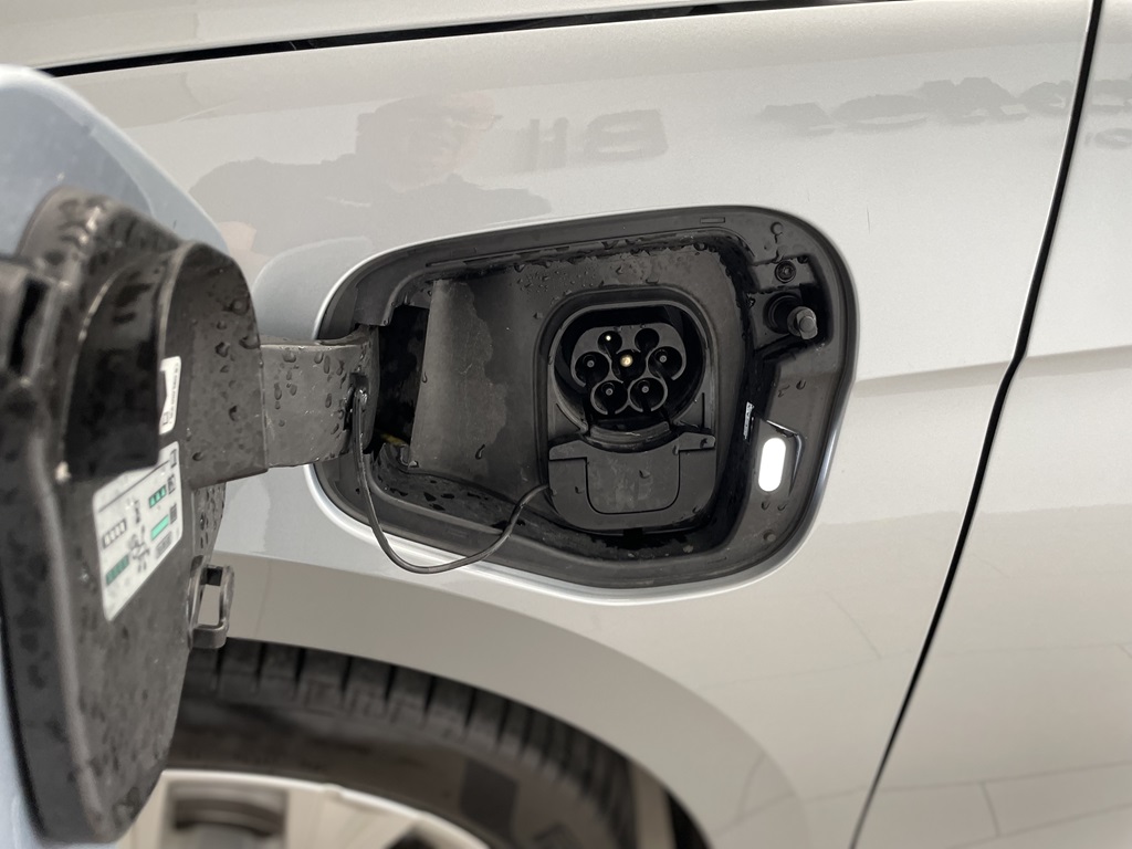 Skoda Superb Combi YDL43T