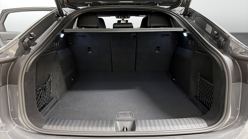 Audi Q6 e-tron YDL44E