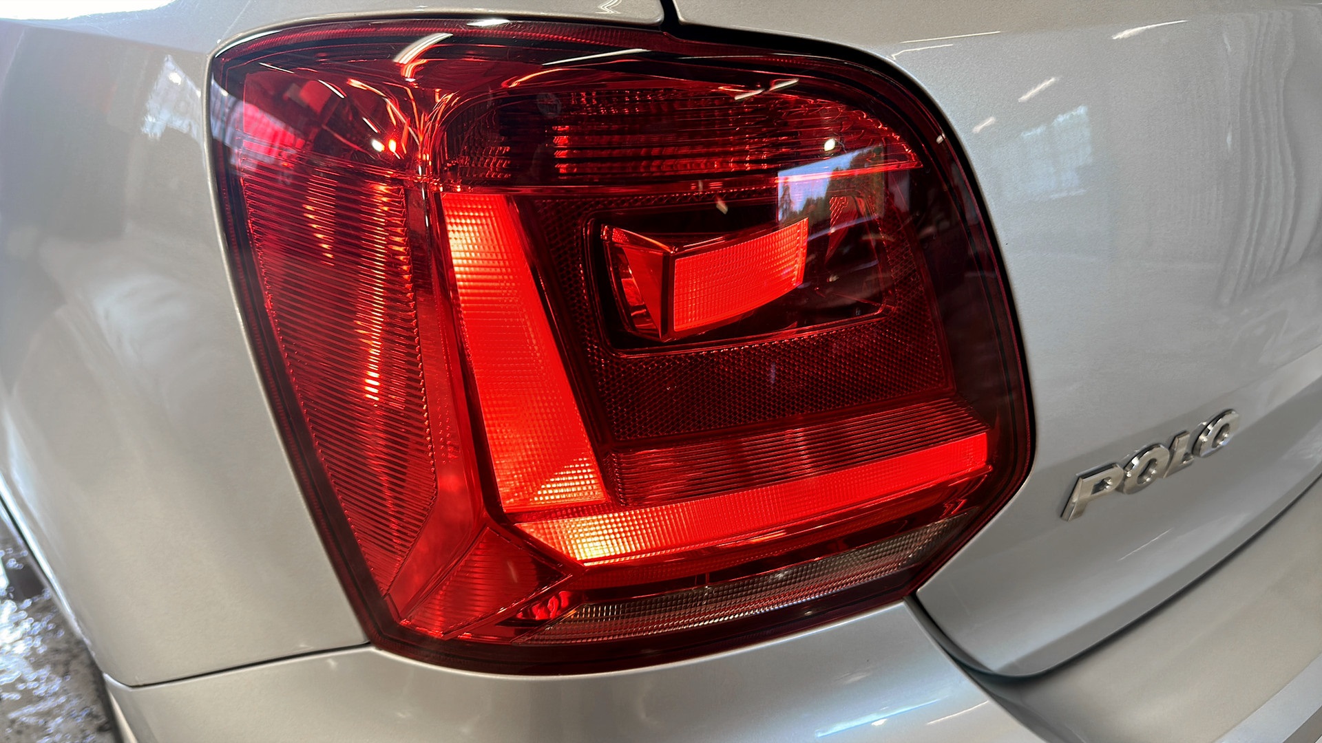Volkswagen Polo YDM415