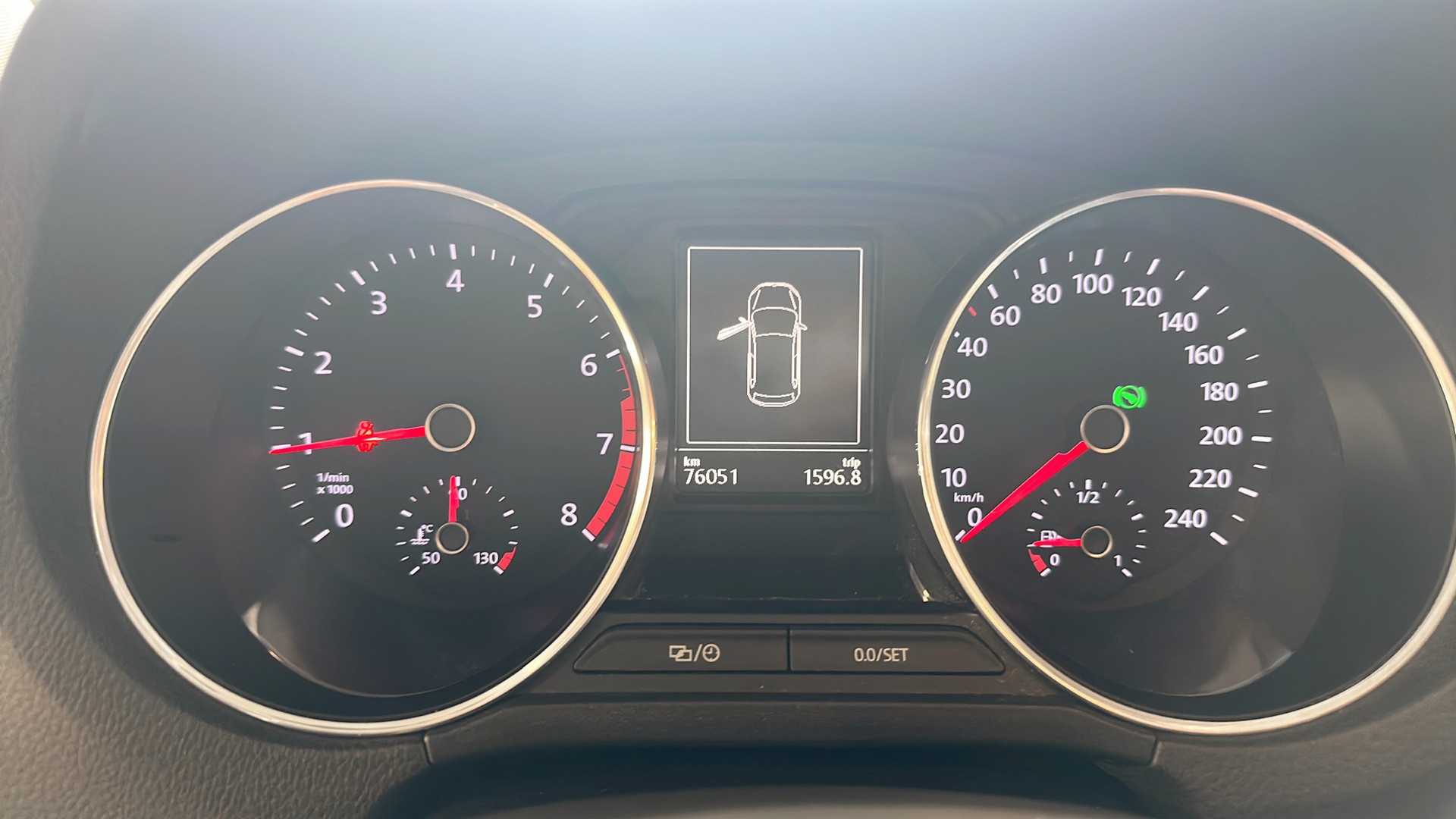 Volkswagen Polo YDM415