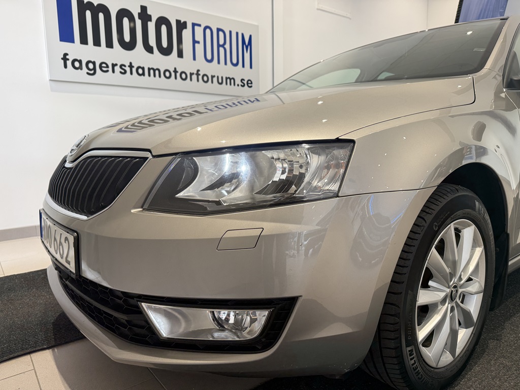 Skoda Octavia YDO662