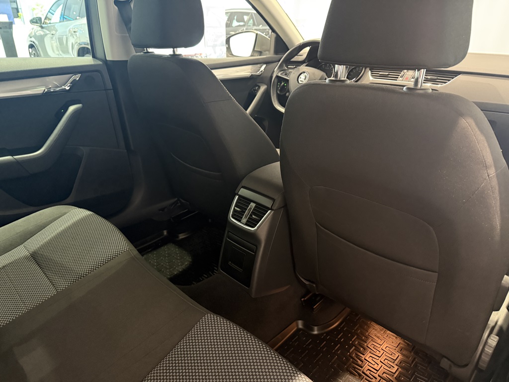 Skoda Octavia YDO662