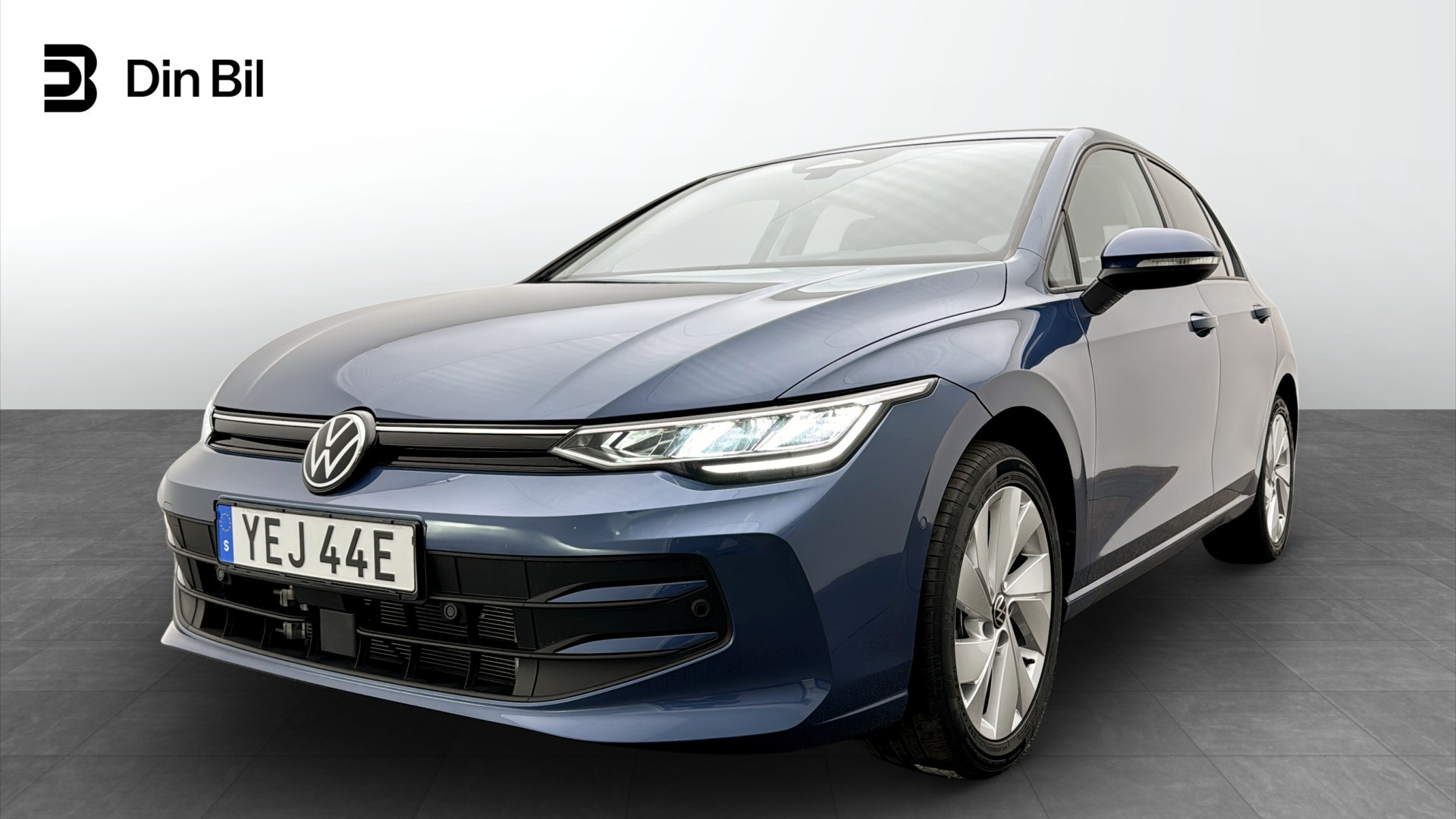 Volkswagen Golf YEJ44E