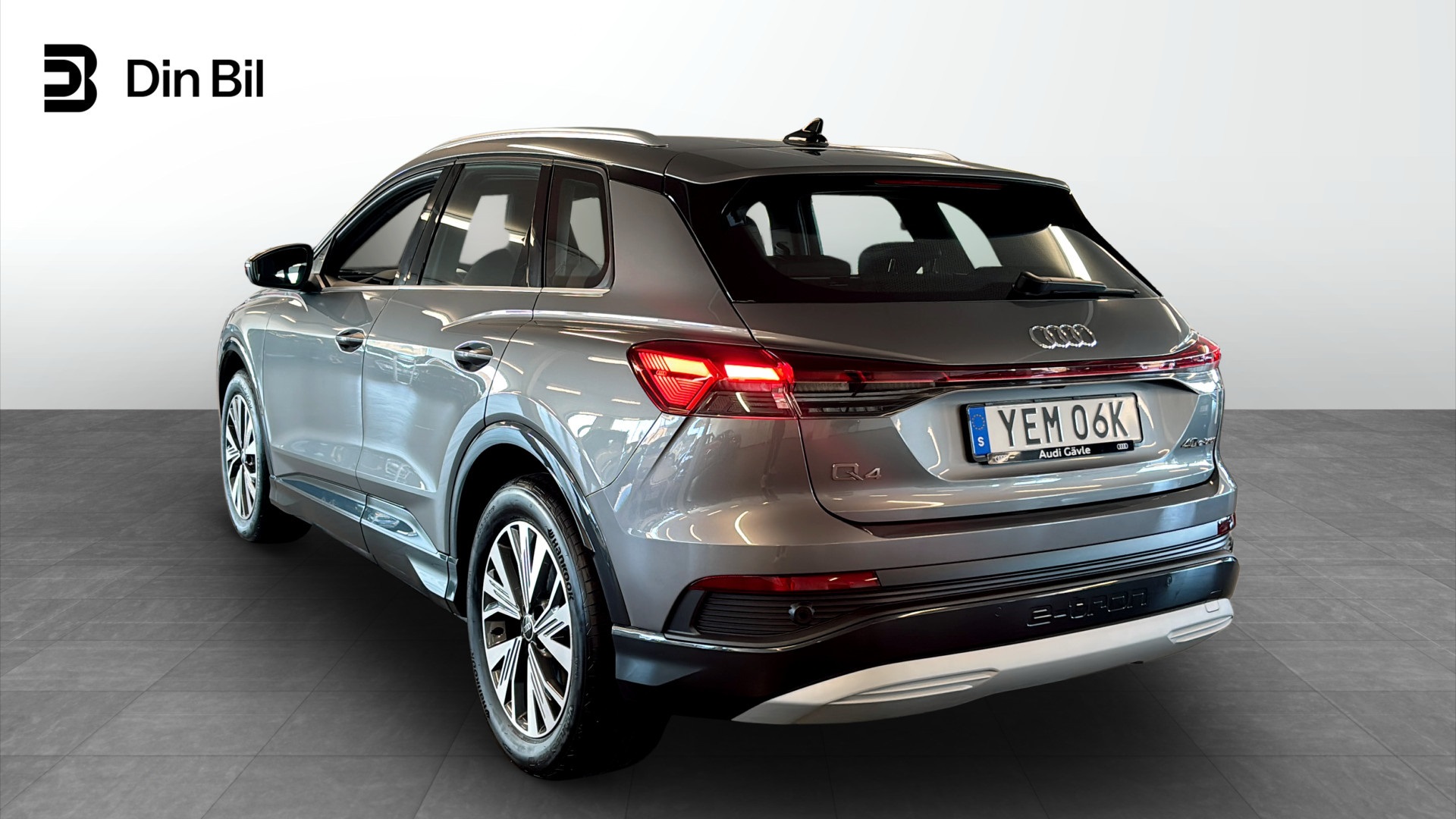 Audi Q4 e-tron YEM06K