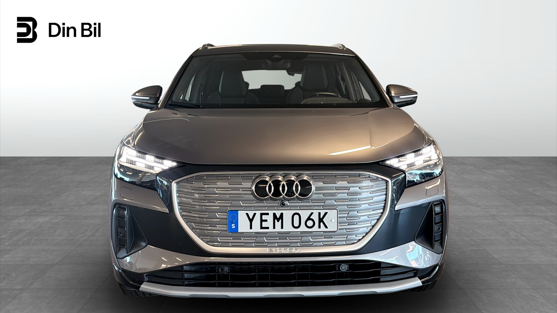 Audi Q4 e-tron YEM06K