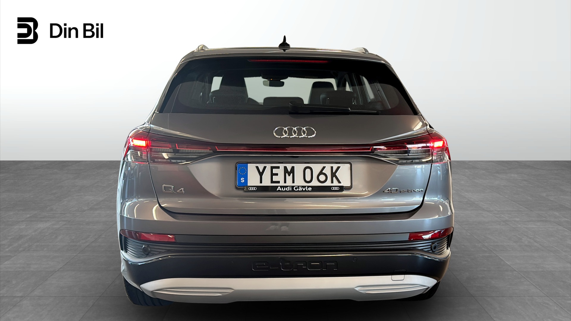 Audi Q4 e-tron YEM06K