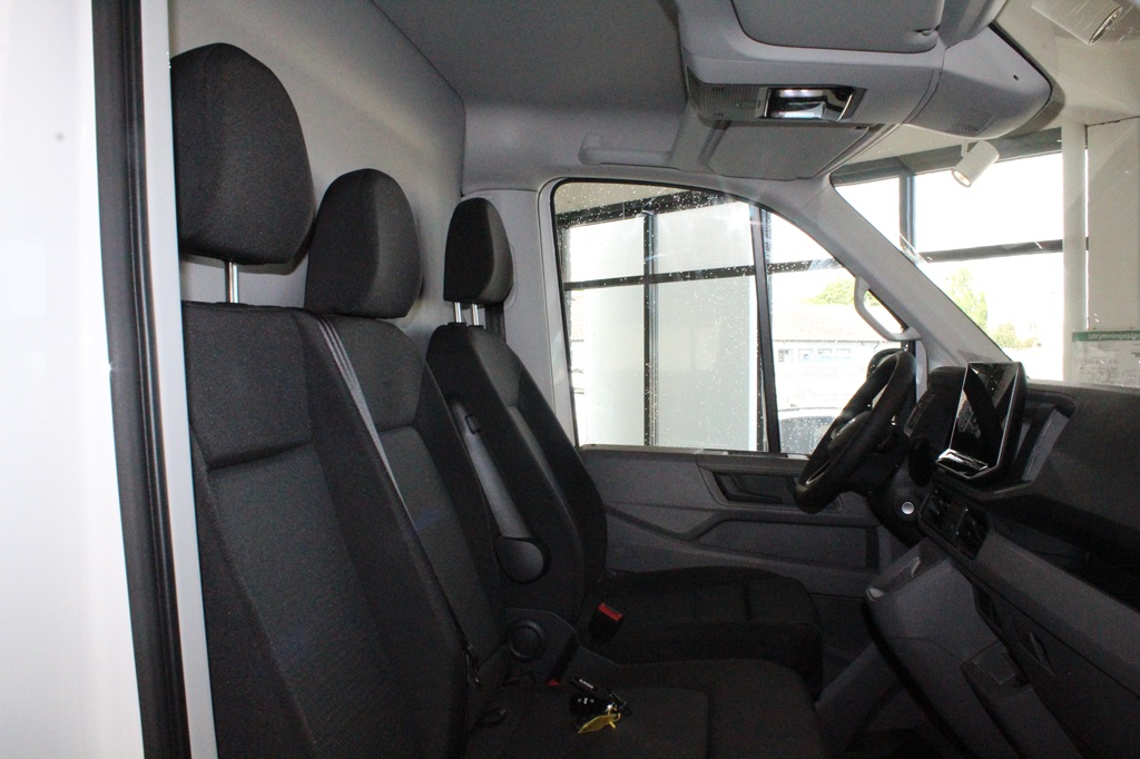 Volkswagen Crafter Skåp kort hjulbas YER07S