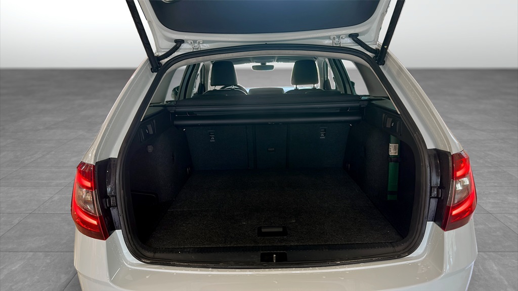 Skoda Octavia Combi YES722