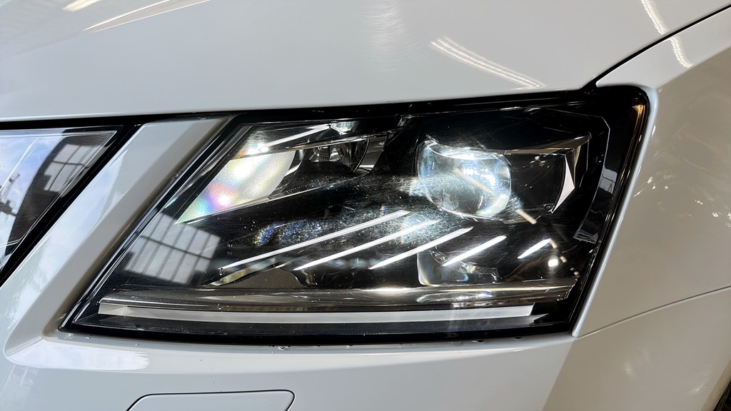 Skoda Octavia Combi YES722