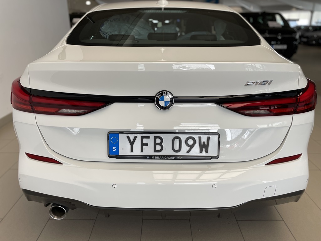BMW 218 YFB09W