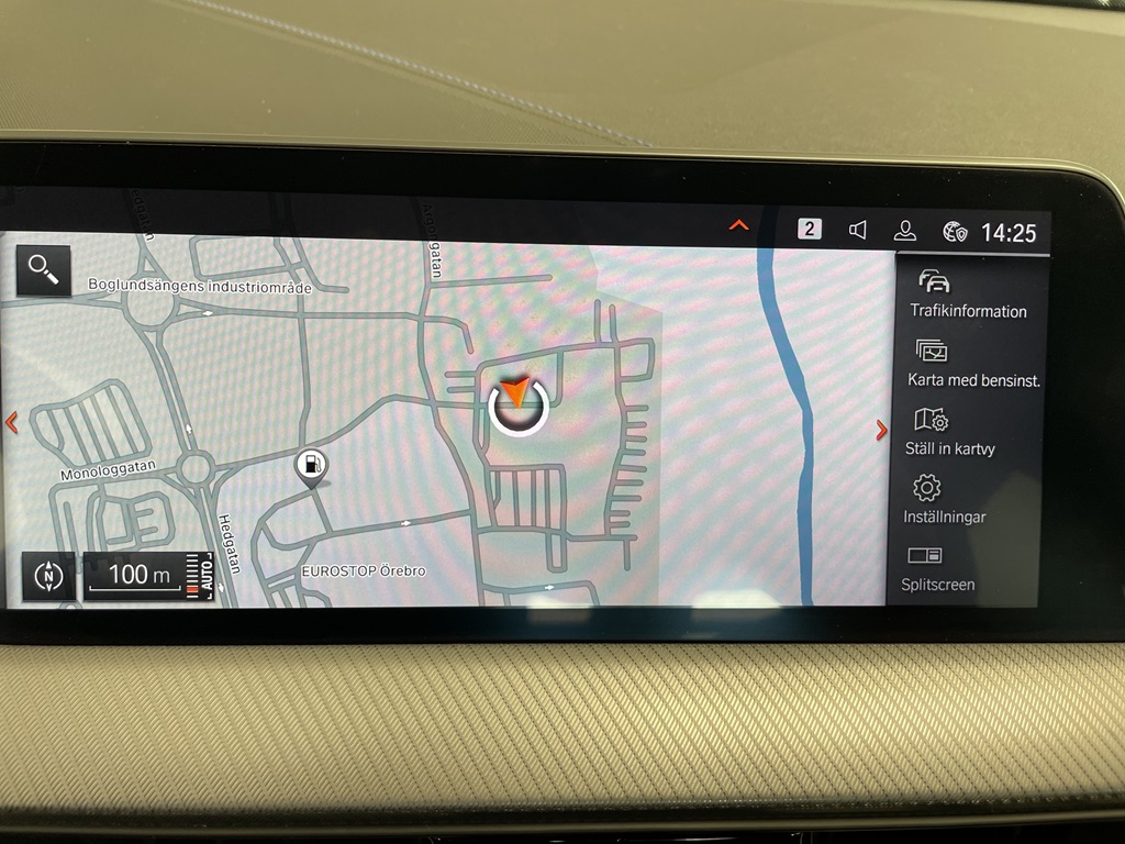 BMW 218 YFB09W