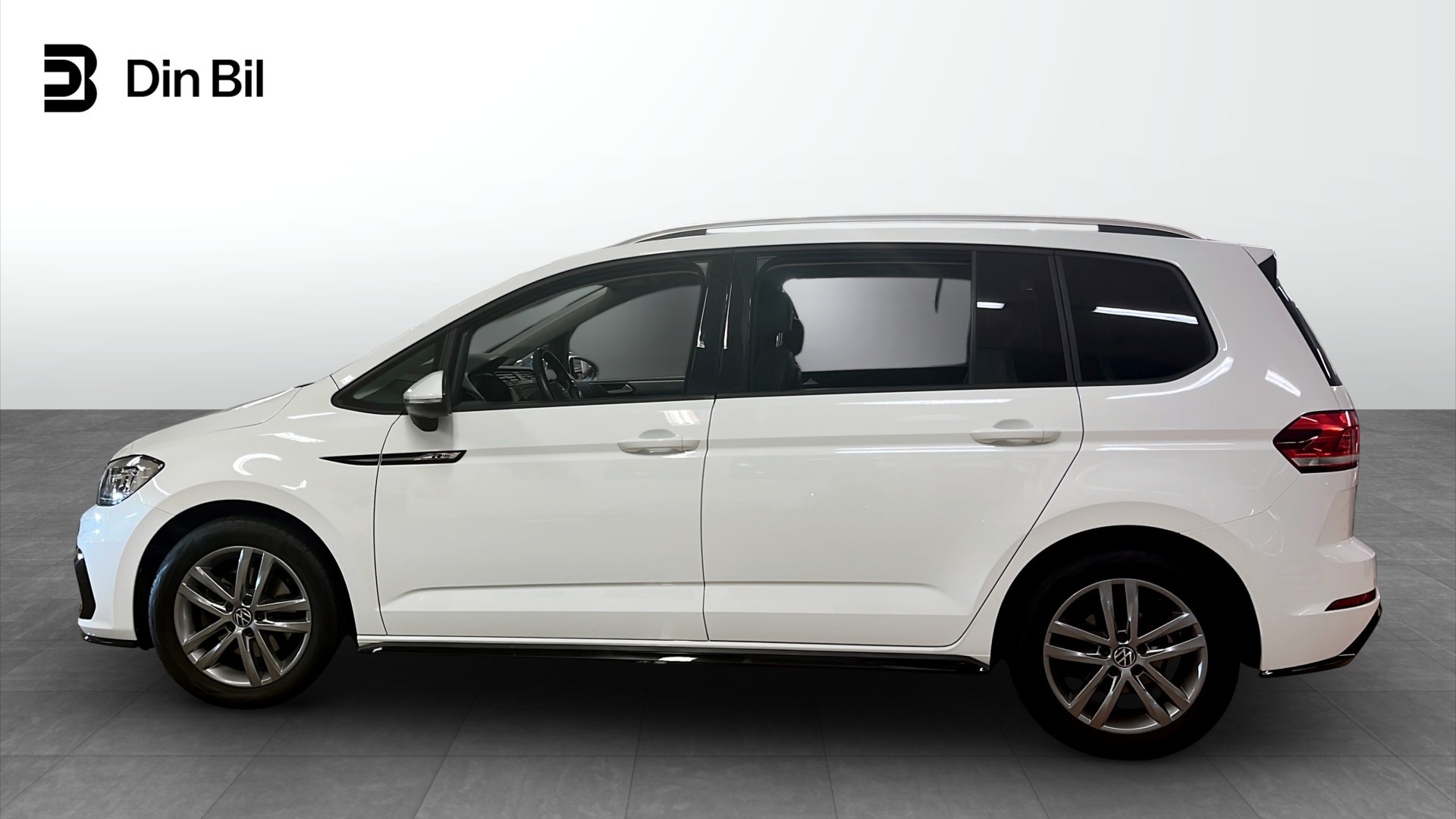Volkswagen Touran YFD69T