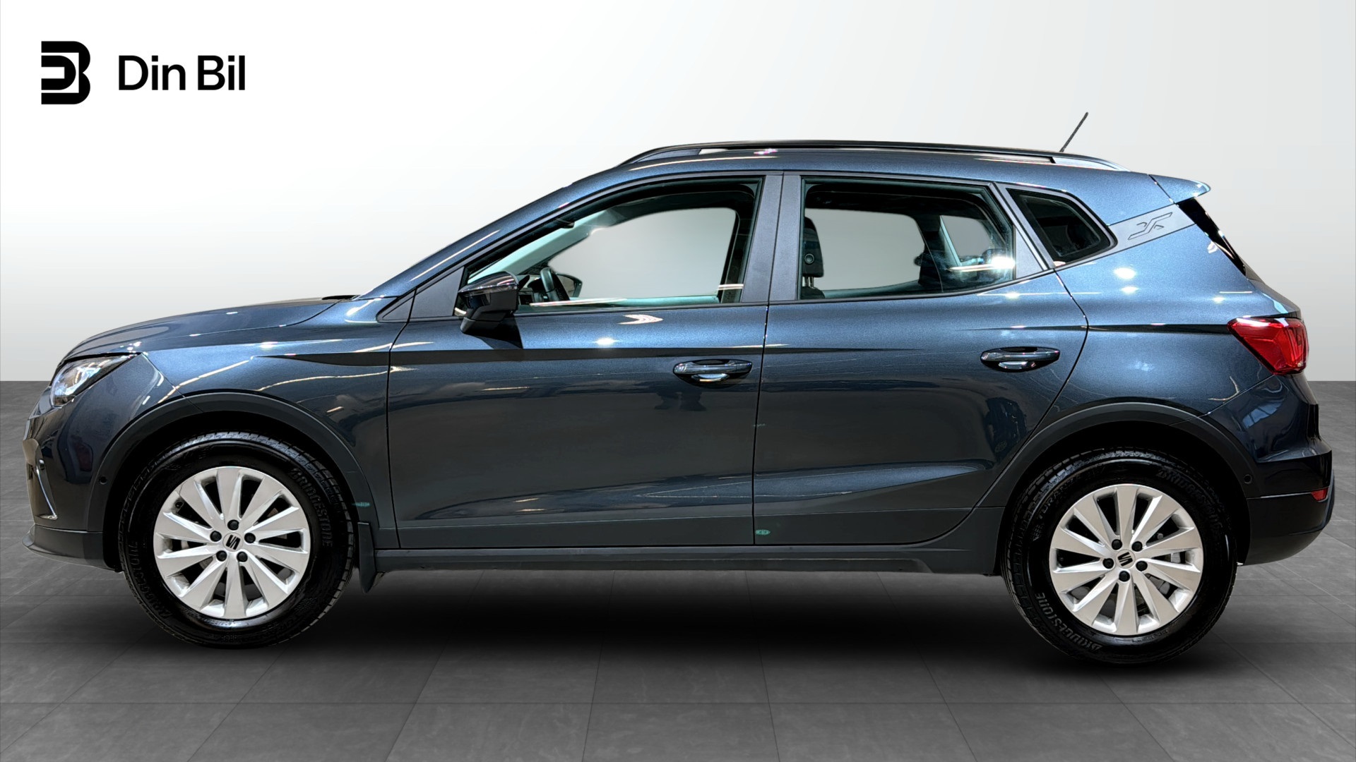 SEAT Arona YFJ10S