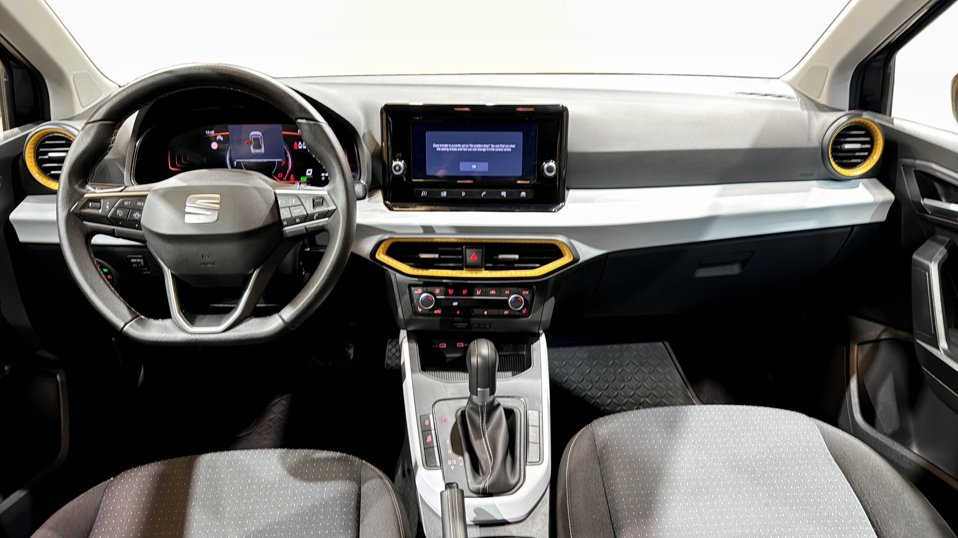 SEAT Arona YFJ10S