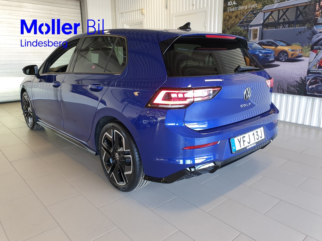 Volkswagen Golf YFJ13J