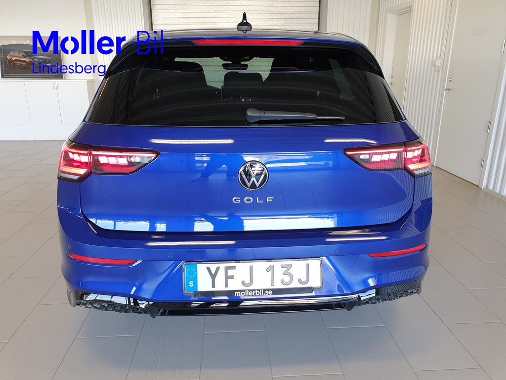 Volkswagen Golf YFJ13J