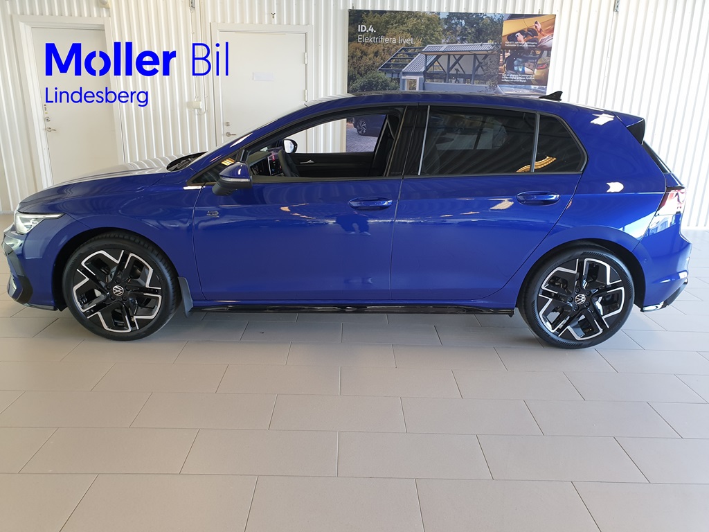 Volkswagen Golf YFJ13J