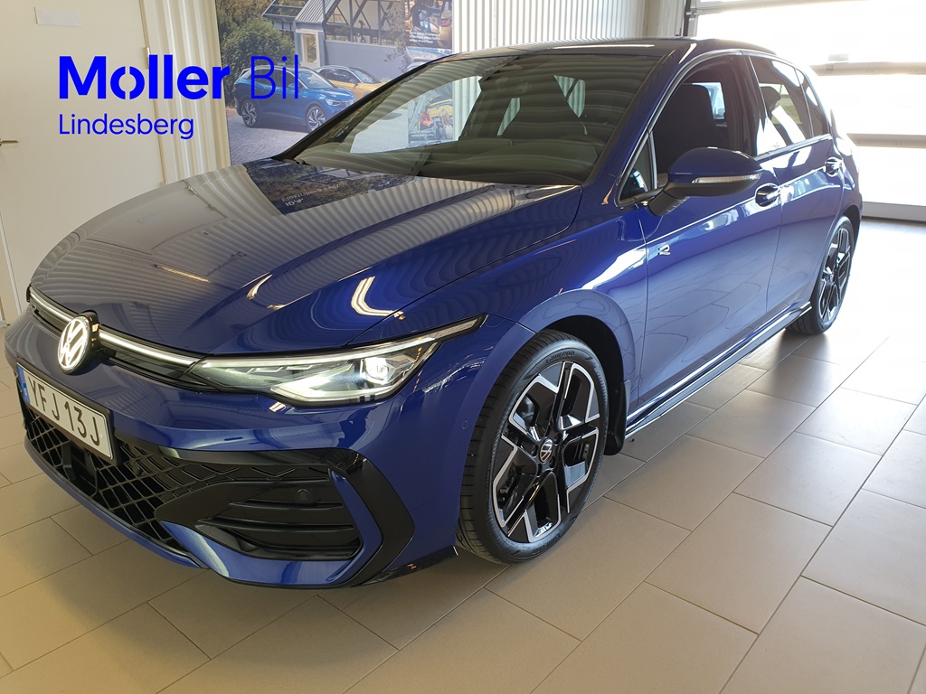 Volkswagen Golf YFJ13J