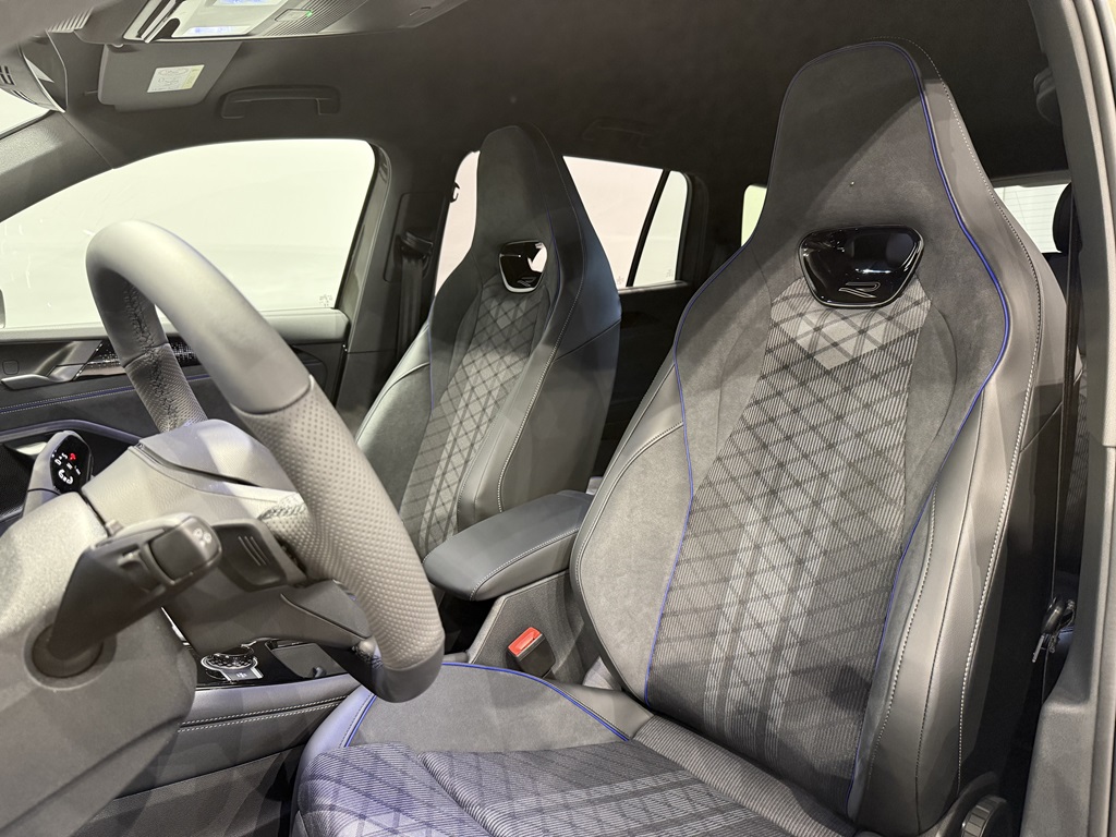 Volkswagen Tayron YFL08T