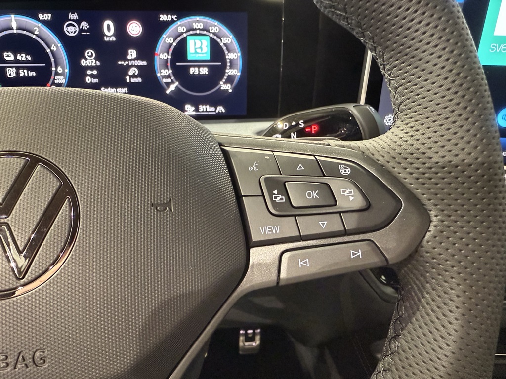 Volkswagen Tayron YFL08T