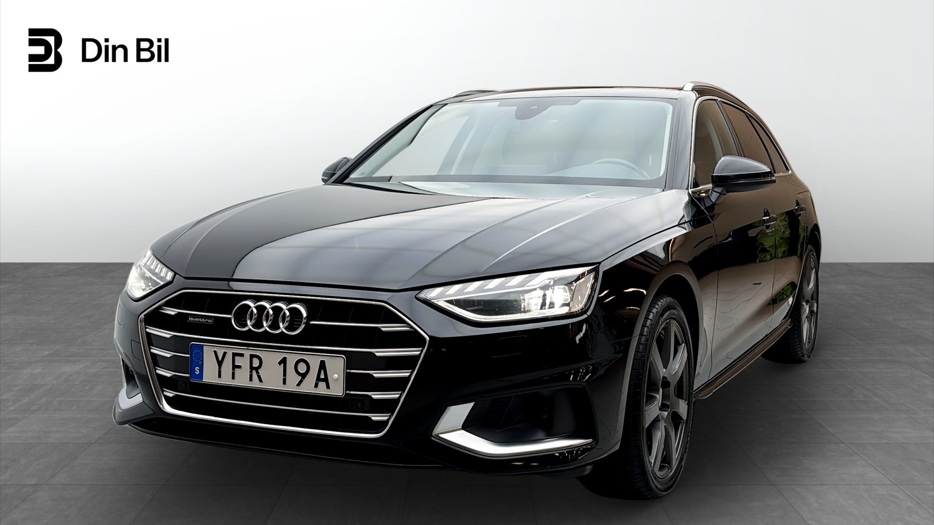 Audi A4 Avant YFR19A
