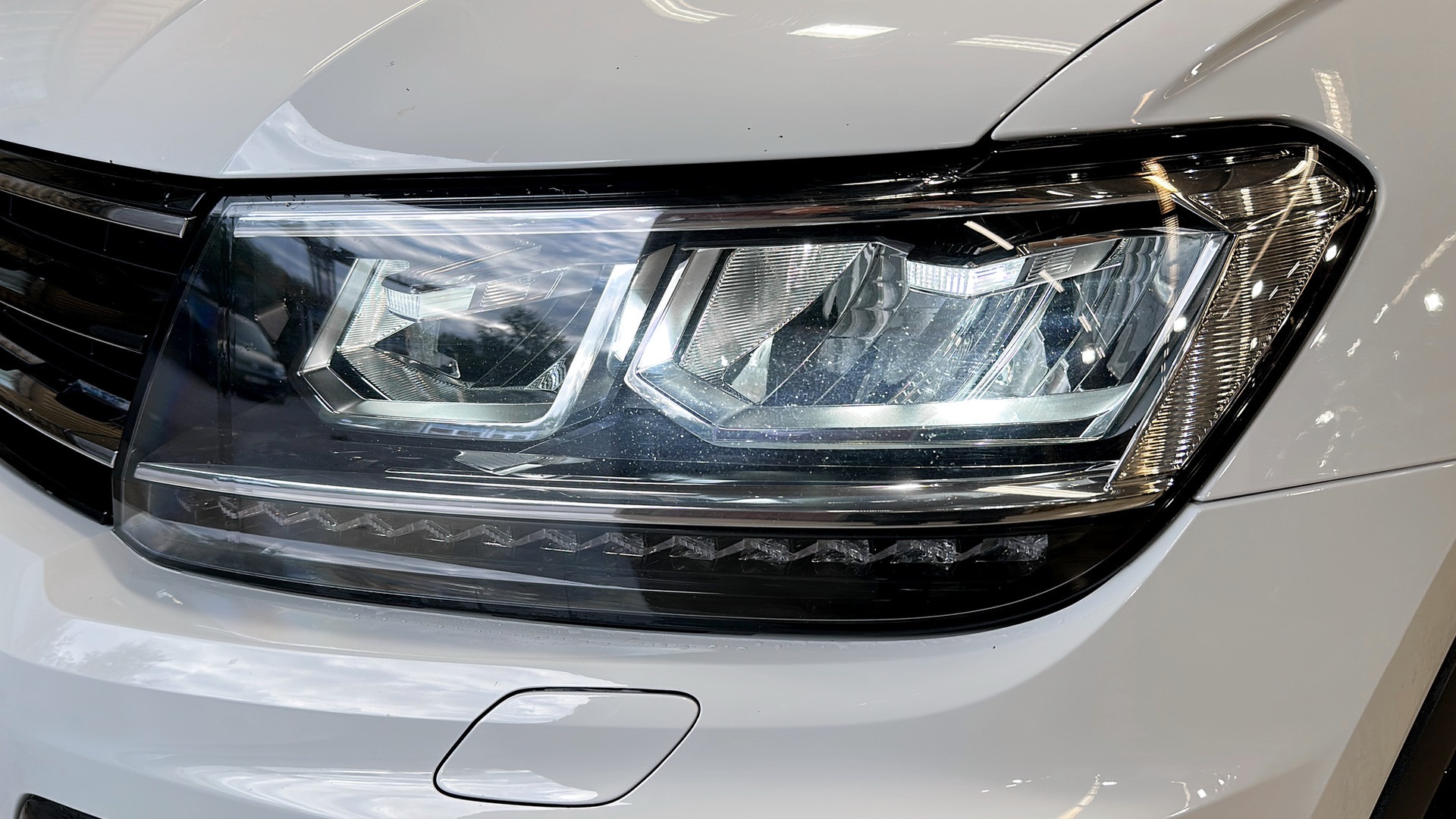 Volkswagen Tiguan YGF72A