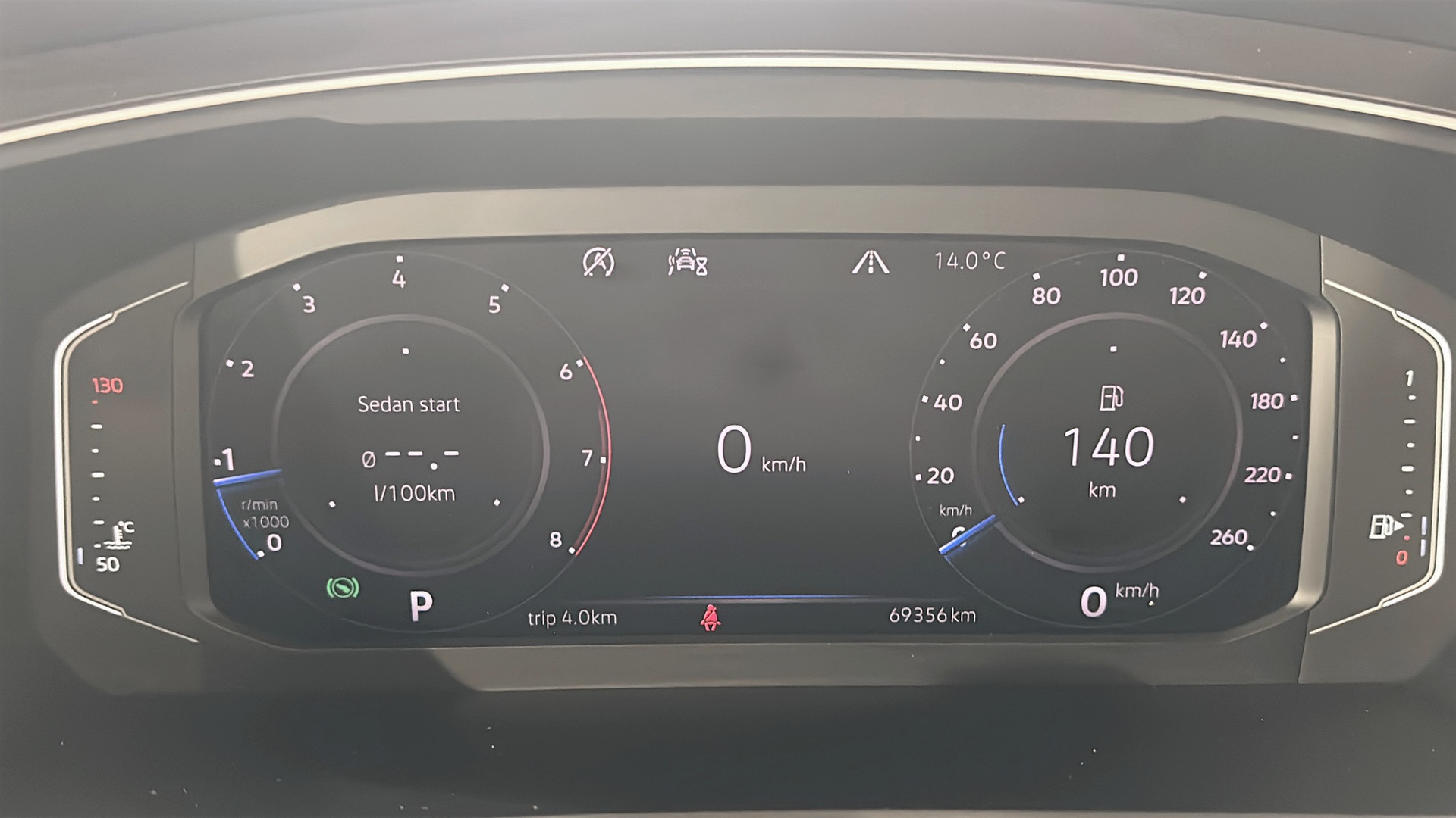 Volkswagen Tiguan YGF72A