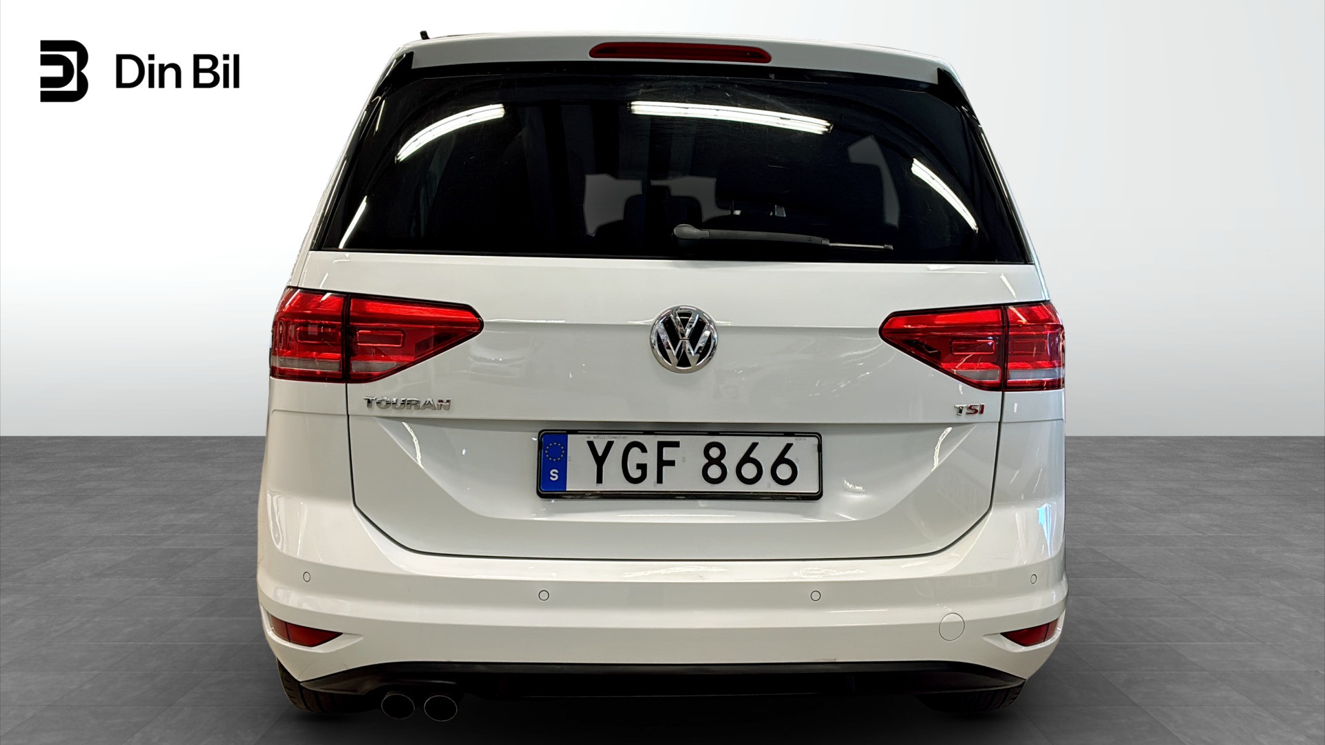 Volkswagen Touran YGF866