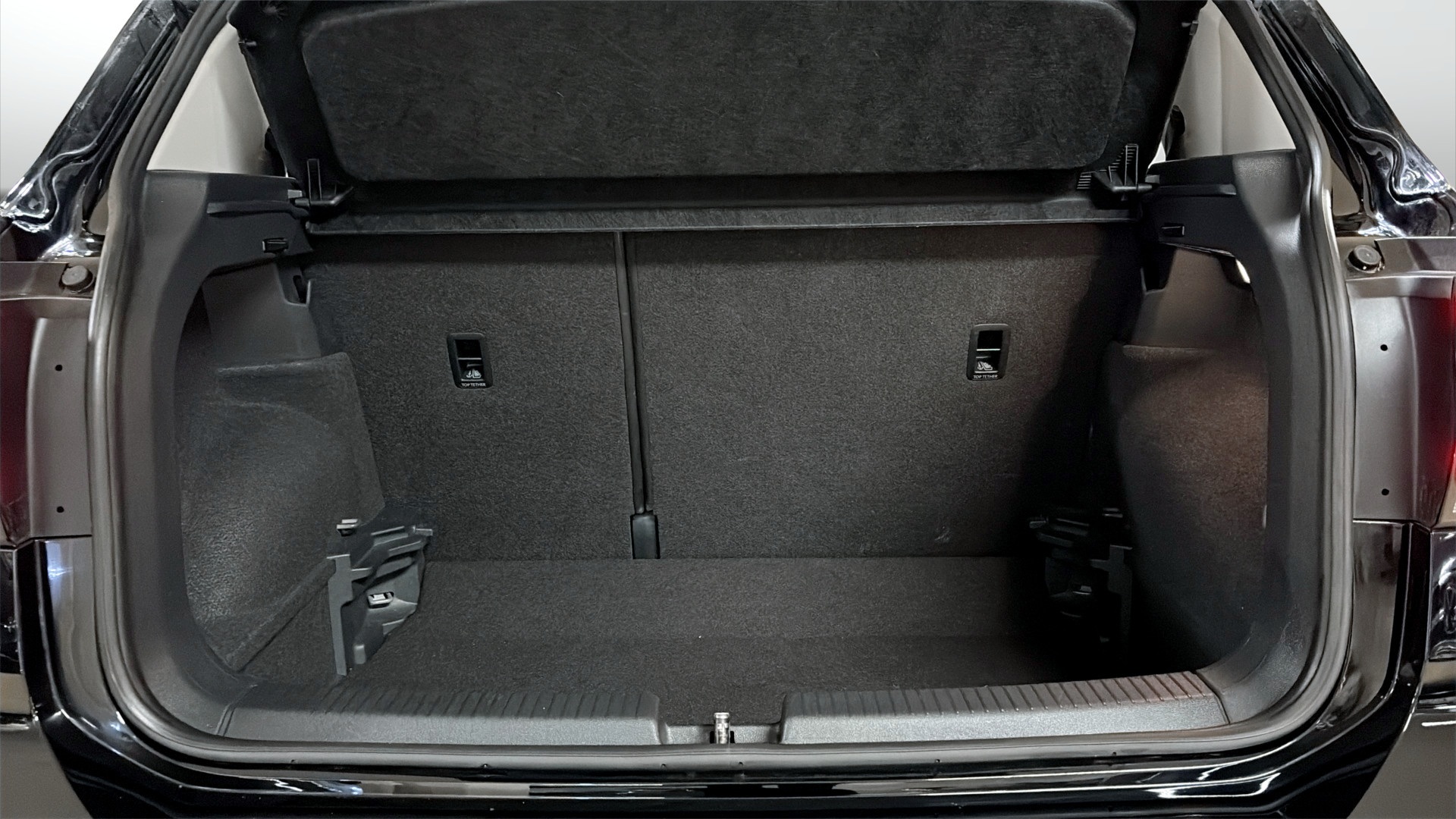 Volkswagen T-Cross YGK40L