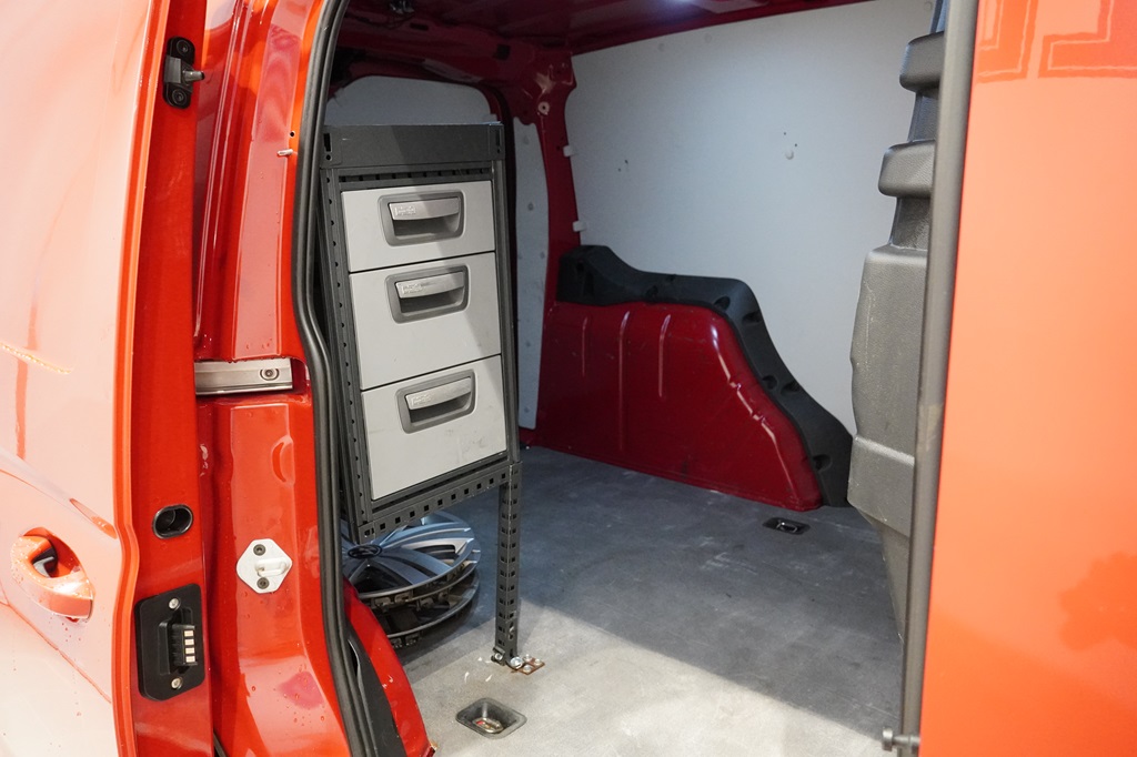Volkswagen Caddy YGM40Y