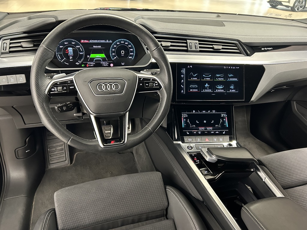 Audi Q8 e-tron YGO466