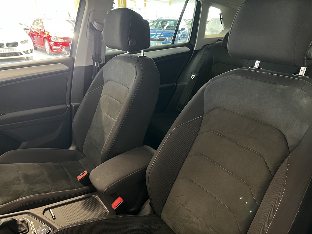 Volkswagen Tiguan YHE268