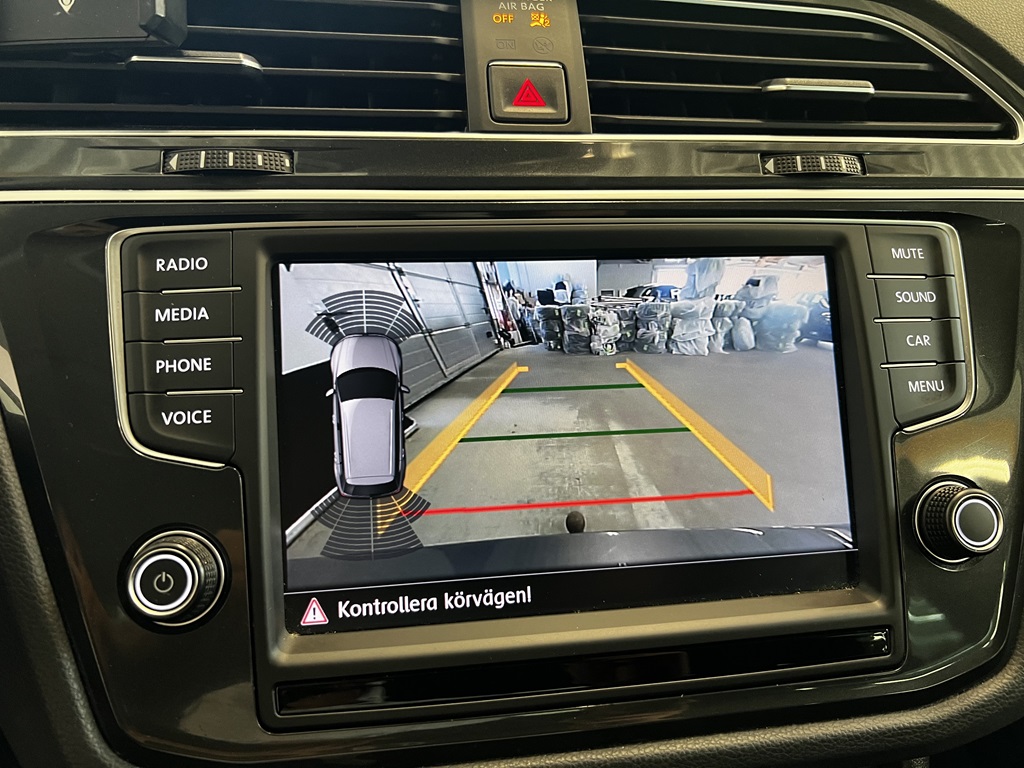 Volkswagen Tiguan YHE268