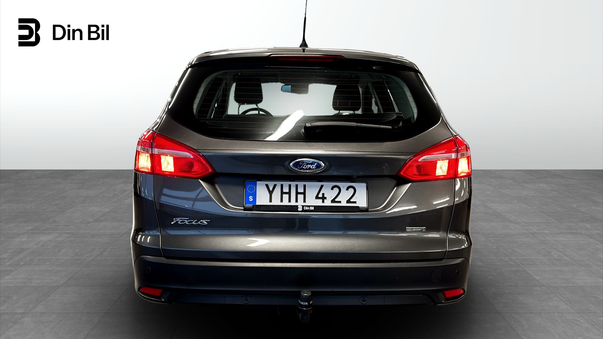 Ford Focus YHH422