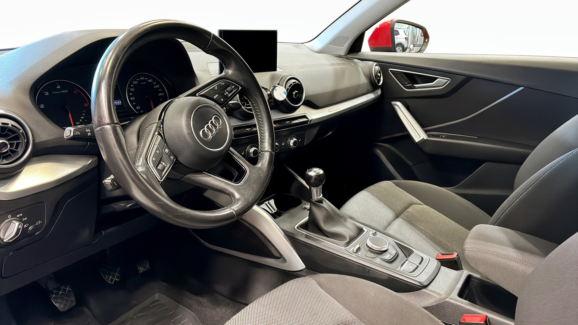 Audi Q2 YHJ157