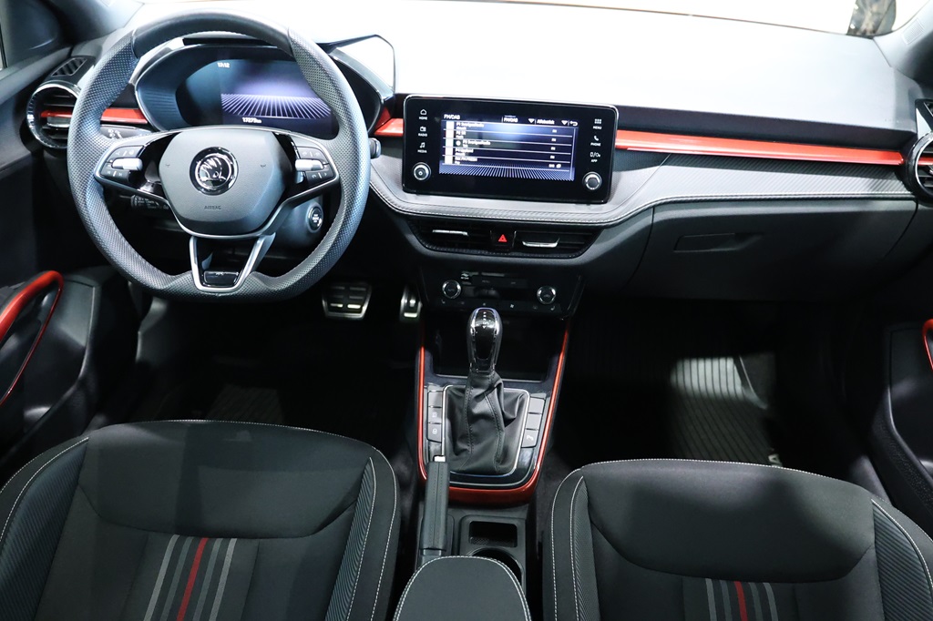 Skoda Fabia YJA96U