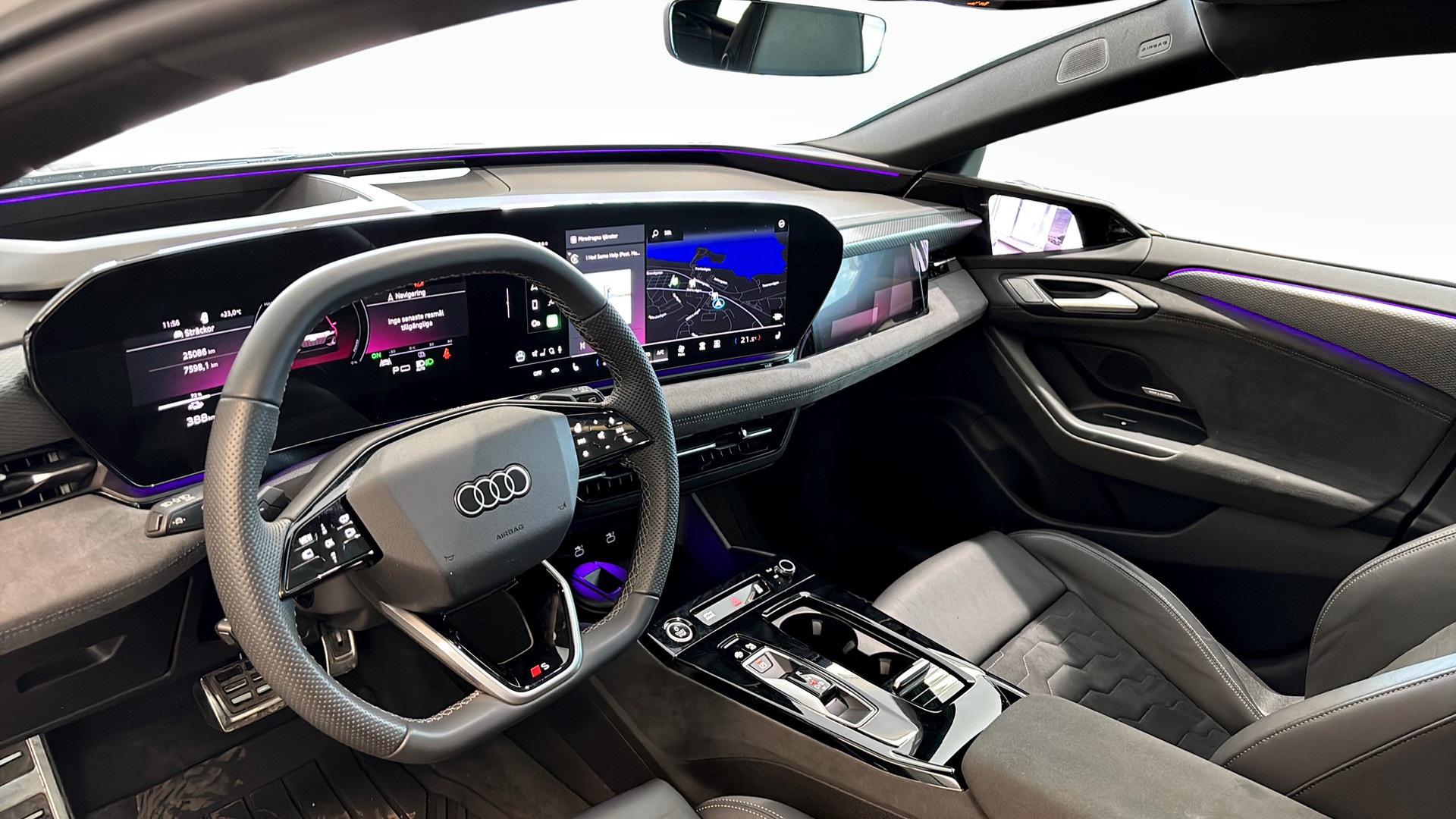 Audi A6 Avant e-tron YJB03U