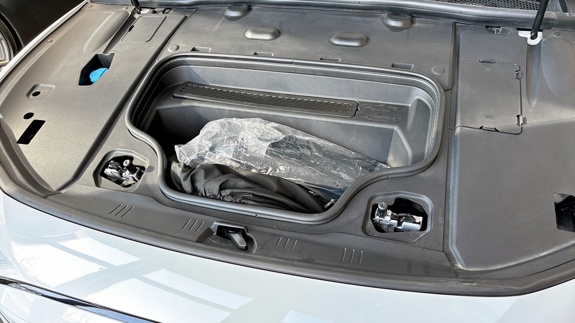 Audi A6 Avant e-tron YJB03U