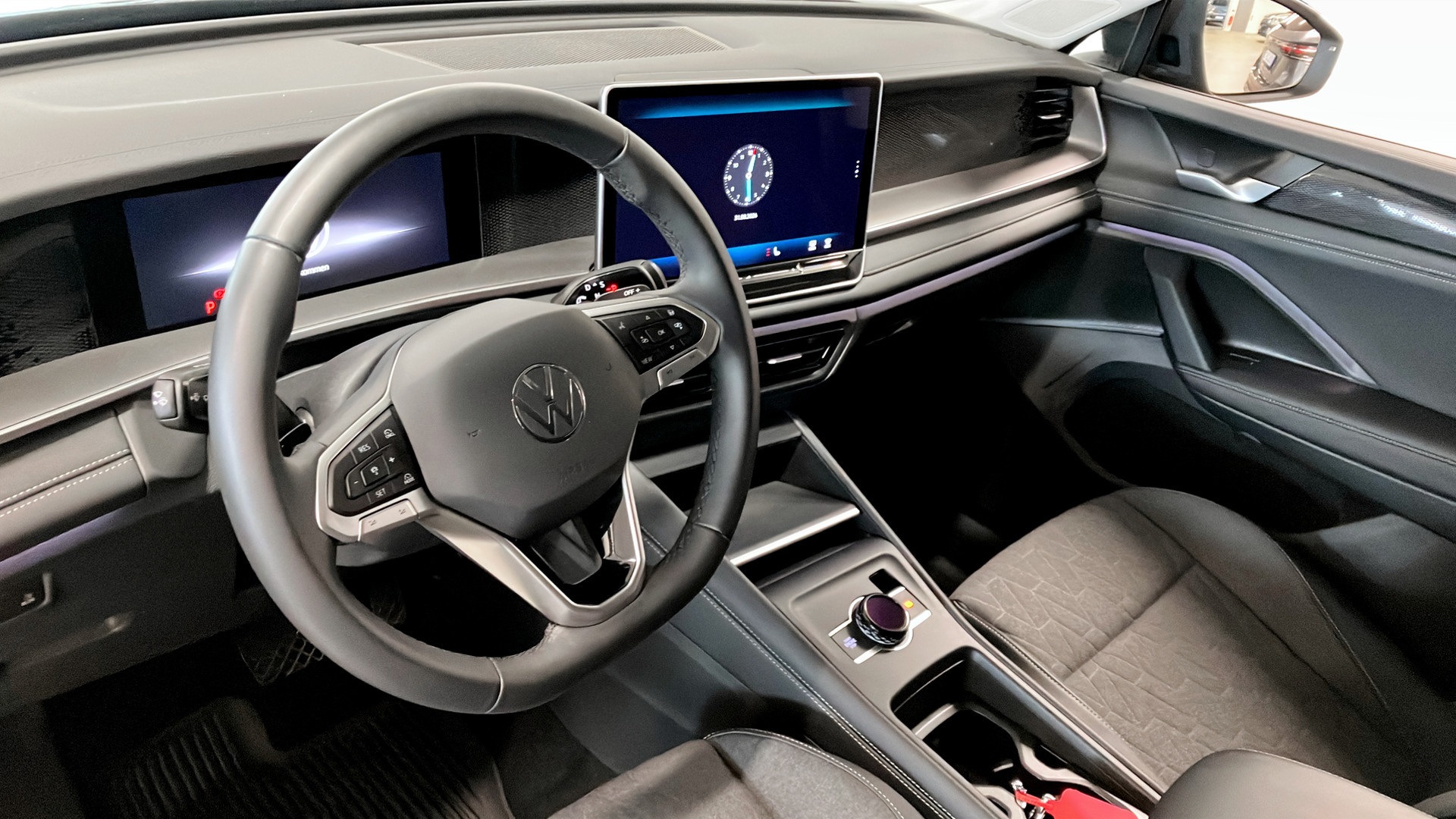 Volkswagen Tayron YJB16T